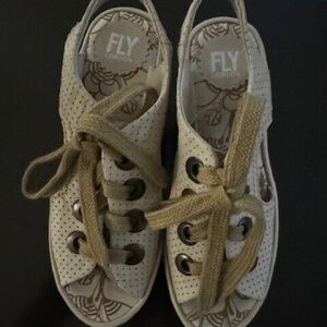 FLY LONDON - Sandals ~ YLVA PERF ~ Cashmere